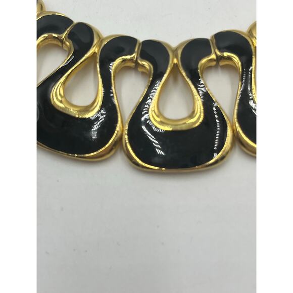 Vintage Mid Century Modern
Goldtone Black Enamel Cleopatra
Collar Necklace - Picture 11 of 16